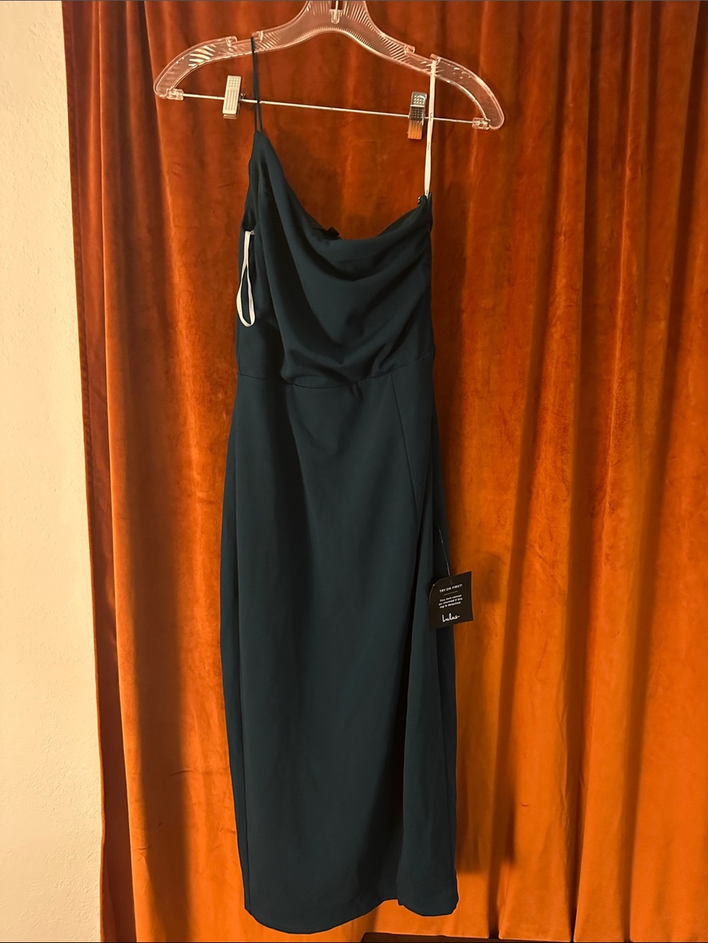 Lulu's Teal One-Shoulder Midi Dress NWT never worn! Size medium